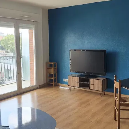 Luminous In A Shared Appt 2
